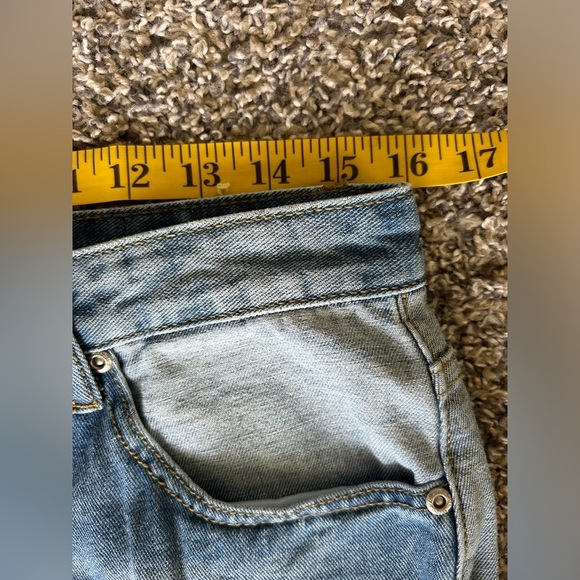 5/$25 Nasty Gal Collection two-toned high waisted jeans size 8 - Picture 6 of 10